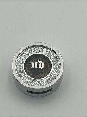 Urban Decay SCORPIO Eyeshadow Single Moondust Eye Token full size 1.5g/.05oz